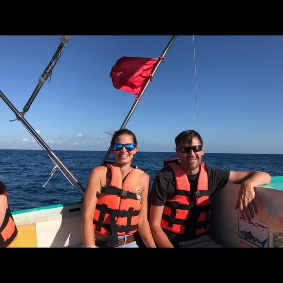 🌞HI FRIENDS! About Me- Get To Know Me!☮️ - Picture 4 of 8